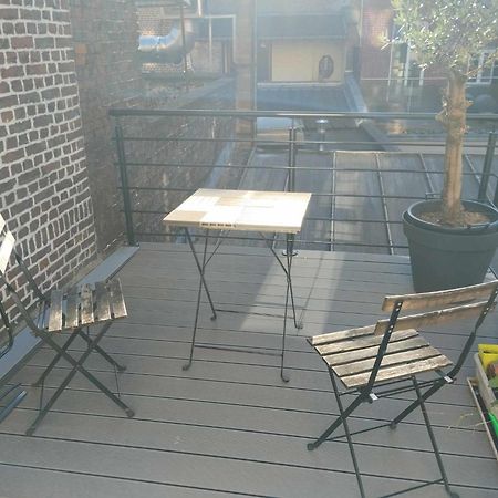 Appartement T2 Sur La Place Du Marche De Wazemmes Lille Kültér fotó